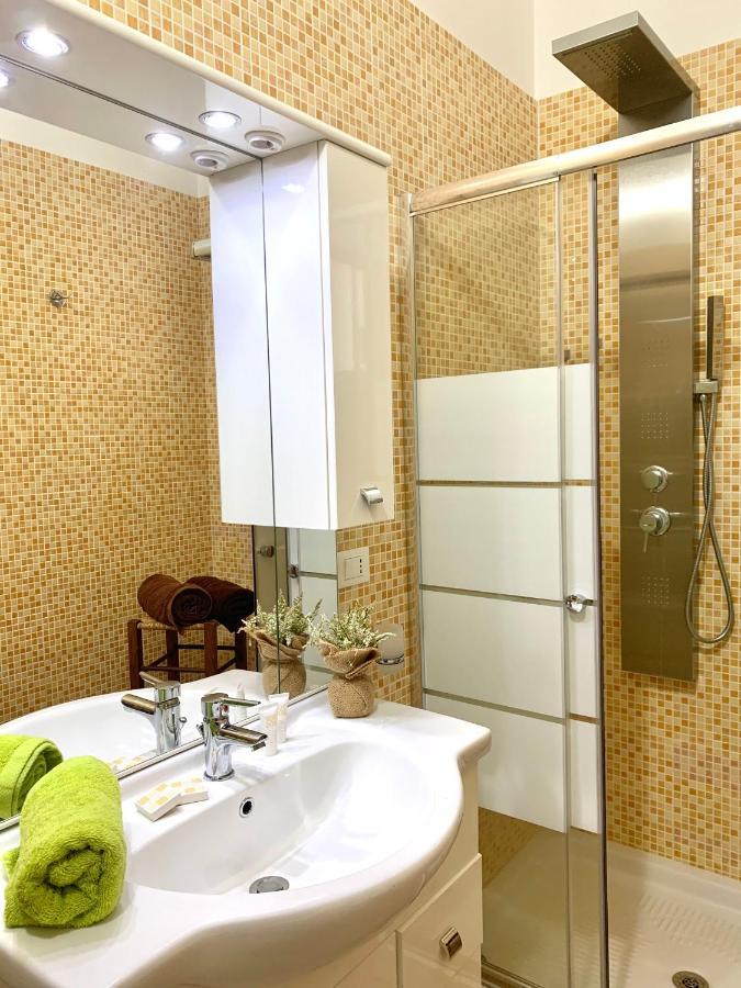 Monolocali White Angel Apartments ポルト・チェザーレオ エクステリア 写真