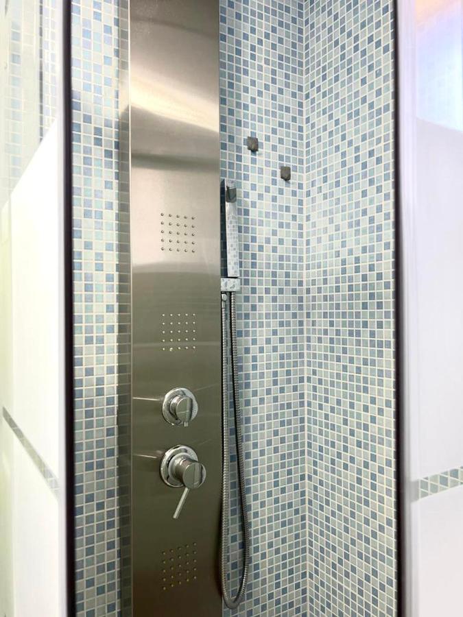 Monolocali White Angel Apartments ポルト・チェザーレオ エクステリア 写真