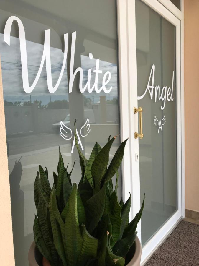 Monolocali White Angel Apartments ポルト・チェザーレオ エクステリア 写真